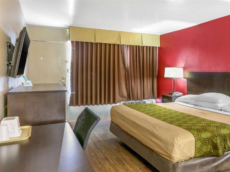 Econo Lodge Shorewood Exteriér fotografie