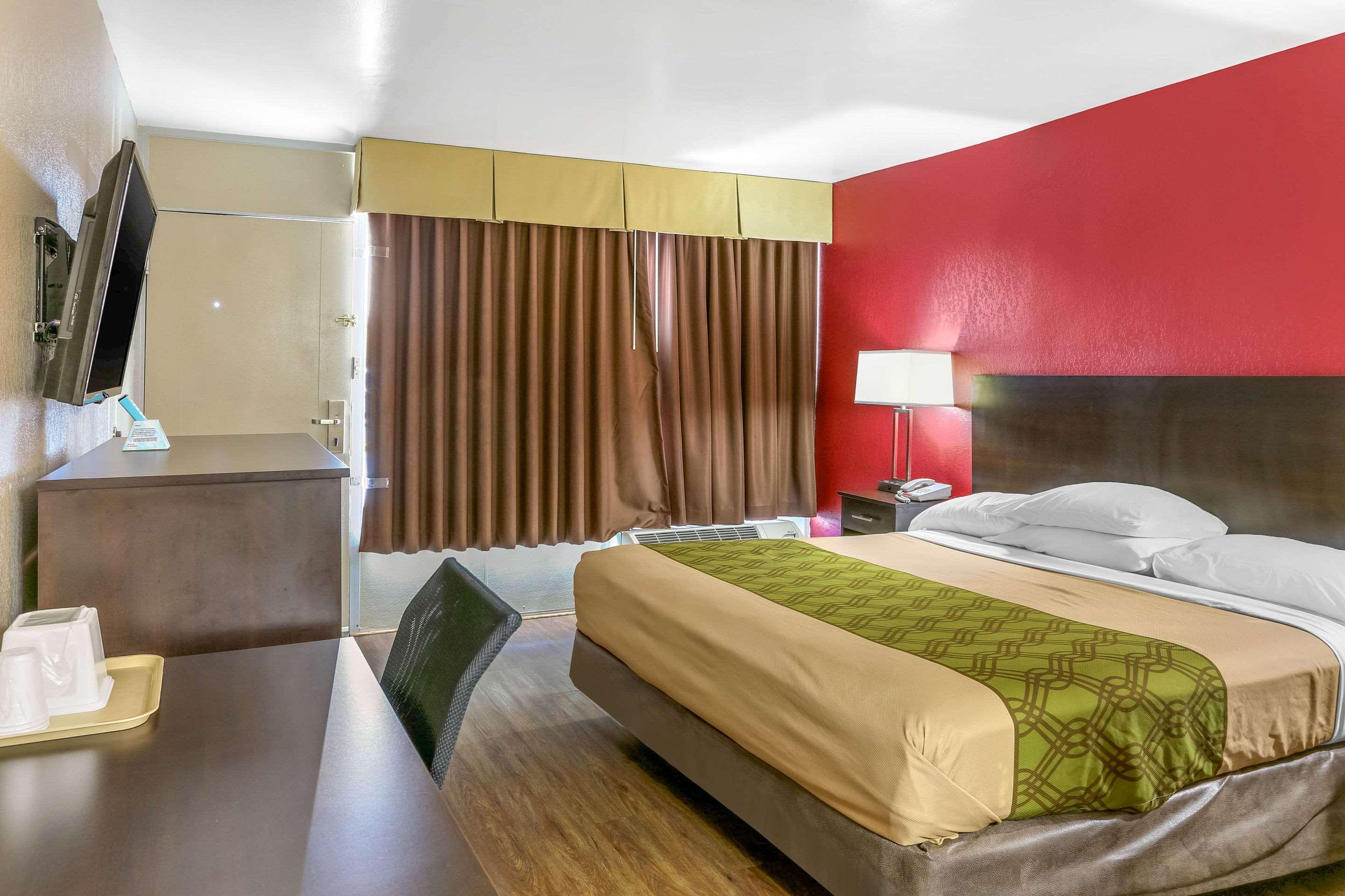 Econo Lodge Shorewood Exteriér fotografie