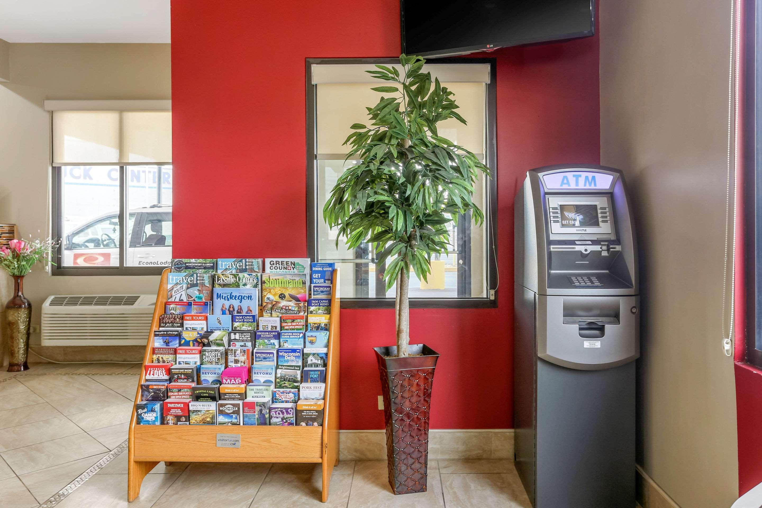 Econo Lodge Shorewood Exteriér fotografie