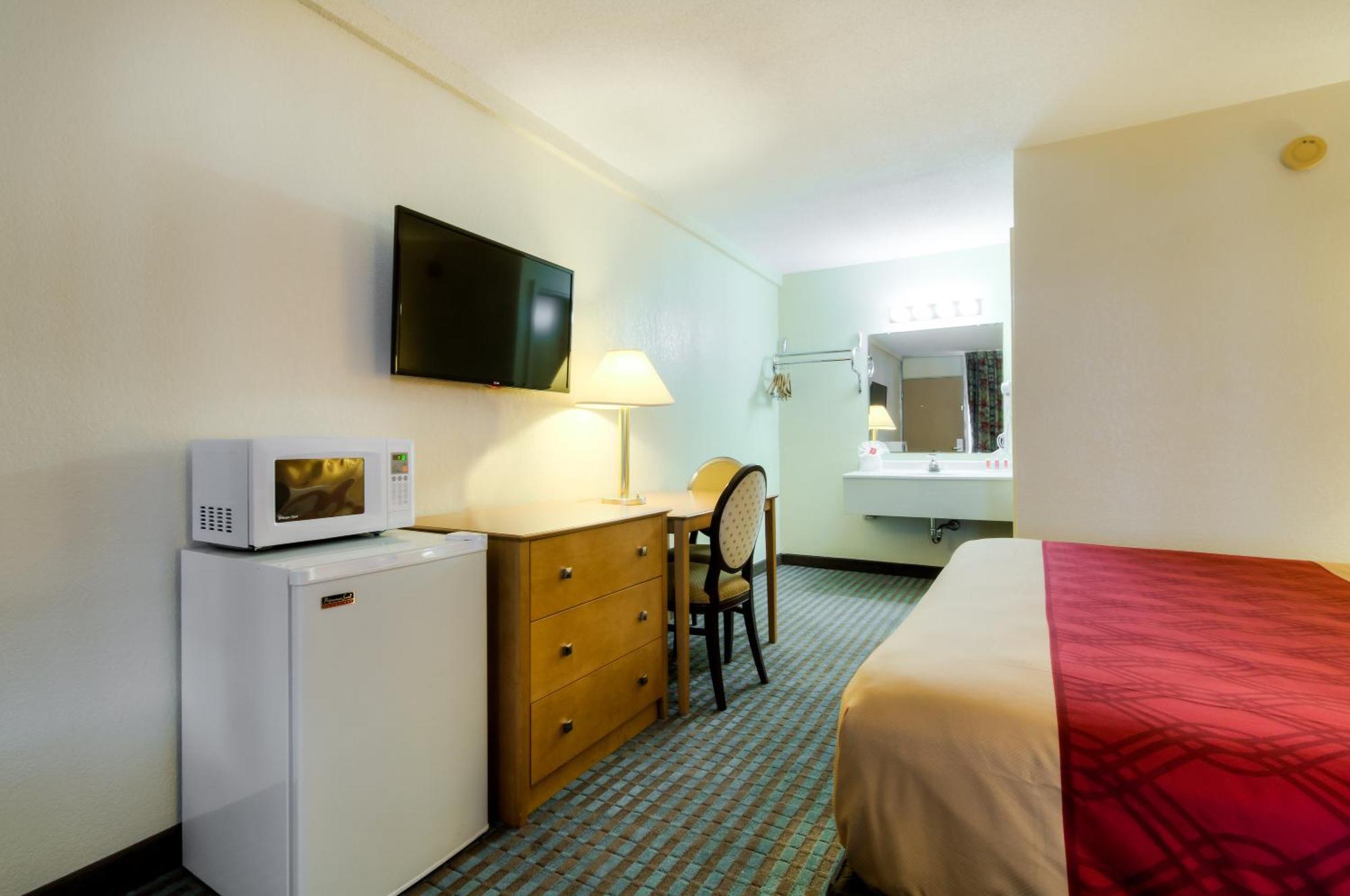 Econo Lodge Shorewood Pokoj fotografie