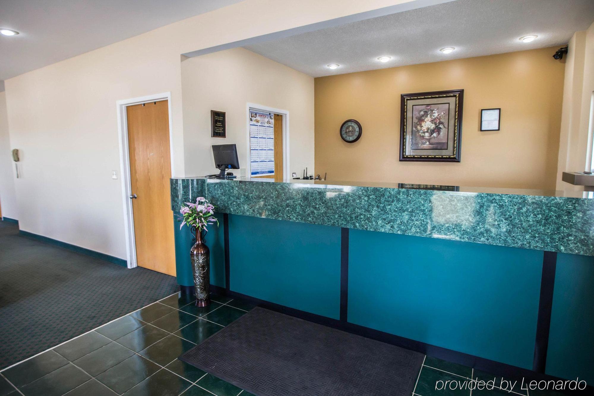 Econo Lodge Shorewood Exteriér fotografie