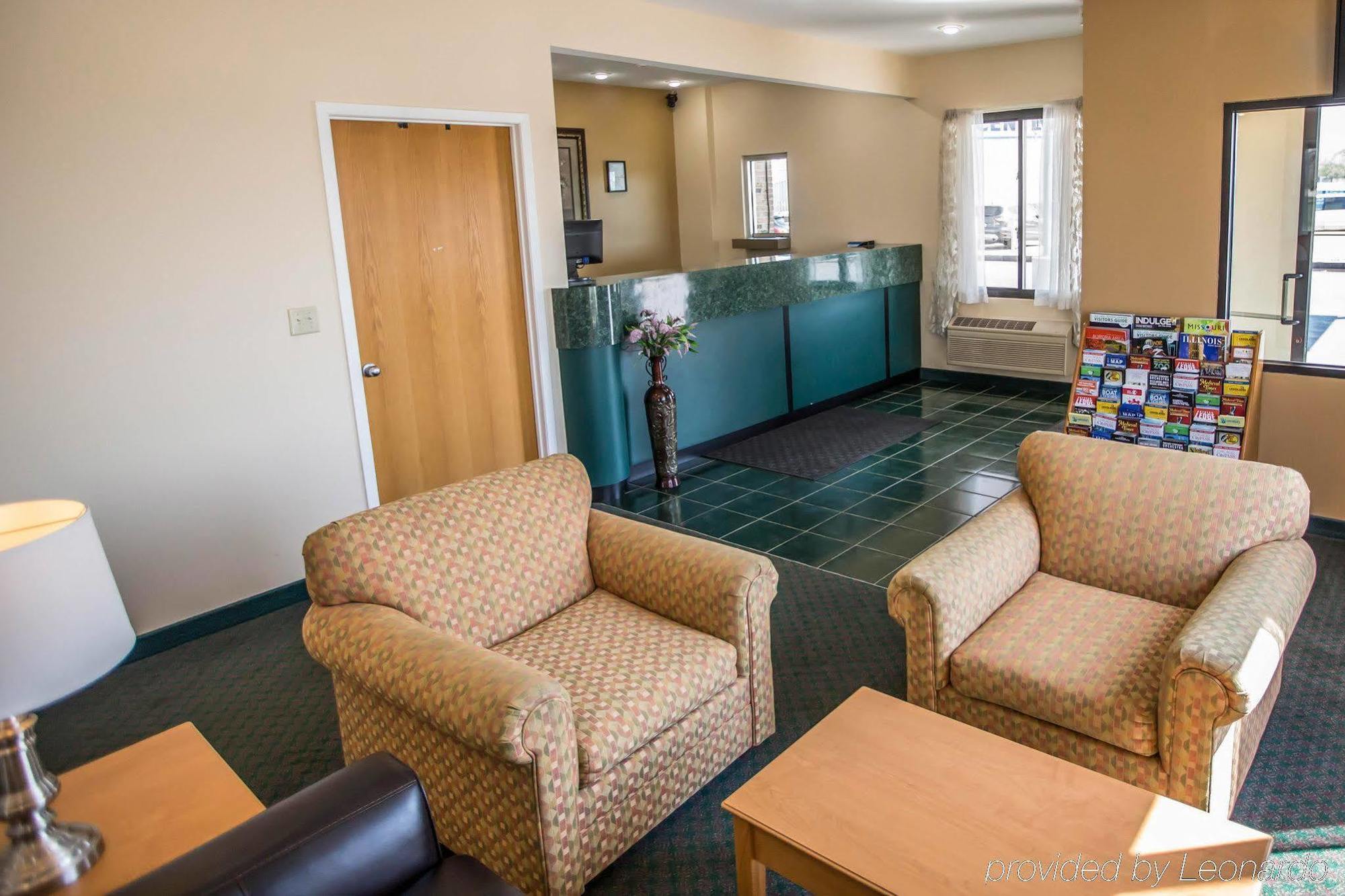 Econo Lodge Shorewood Exteriér fotografie